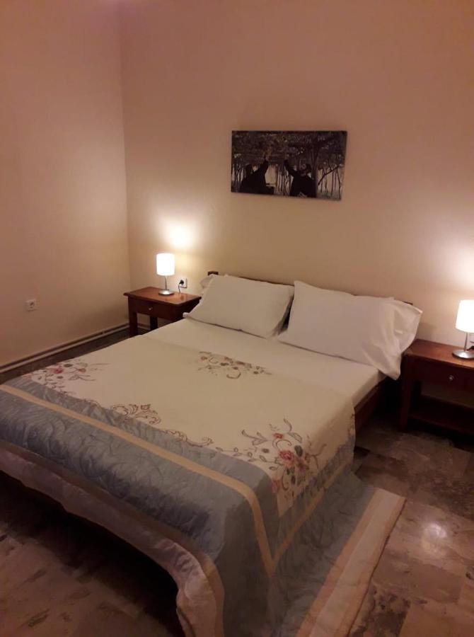 Villa Eleon 2 เนอาวรัสนา ภายนอก รูปภาพ